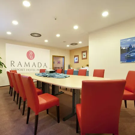Hotell Ramada Airport