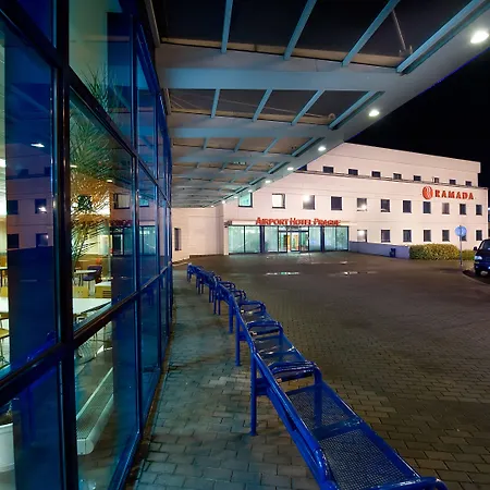 Hotell Ramada Airport