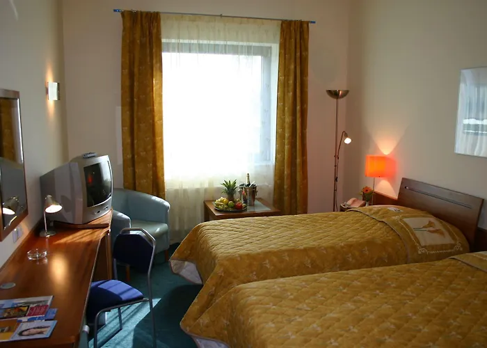 Ramada Airport