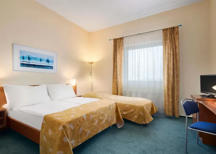 Hotell Ramada Airport Prag