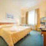 Otel Ramada Airport 4*