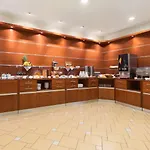 Ramada Airport Otel 4*