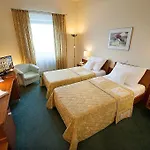 Hotel Ramada Airport