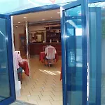 Otel Ramada Airport