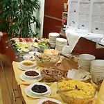 Ramada Airport 4* Prag