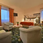 Ramada Airport Otel Prag
