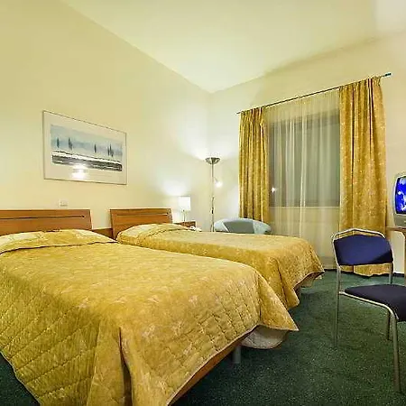 라마다 에어포트 호텔 프라하