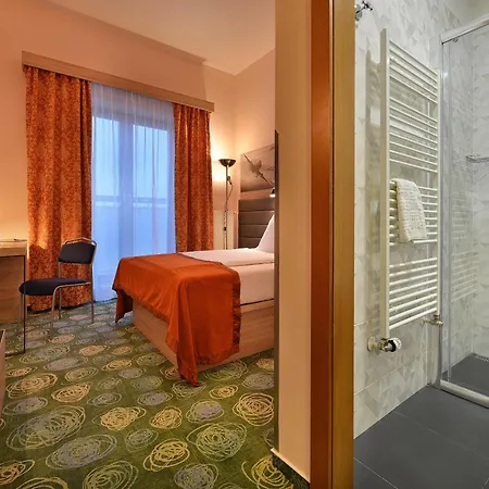 라마다 에어포트 프라하