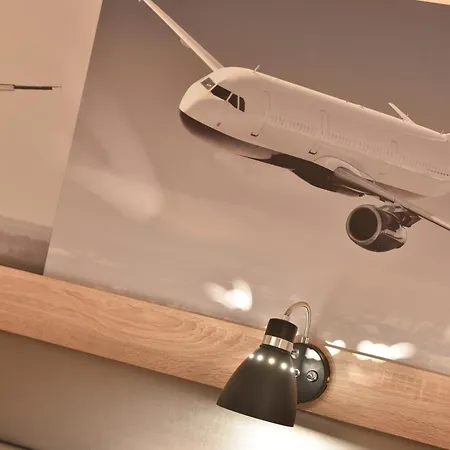 라마다 에어포트 4*