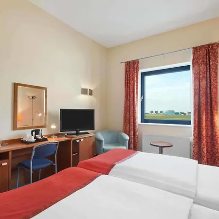 Ramada Airport Praga