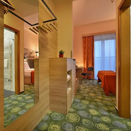 라마다 에어포트 호텔 프라하