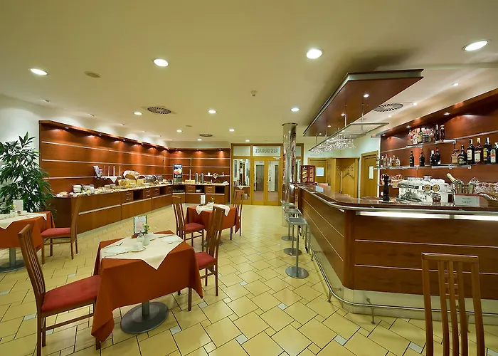 Ramada Airport