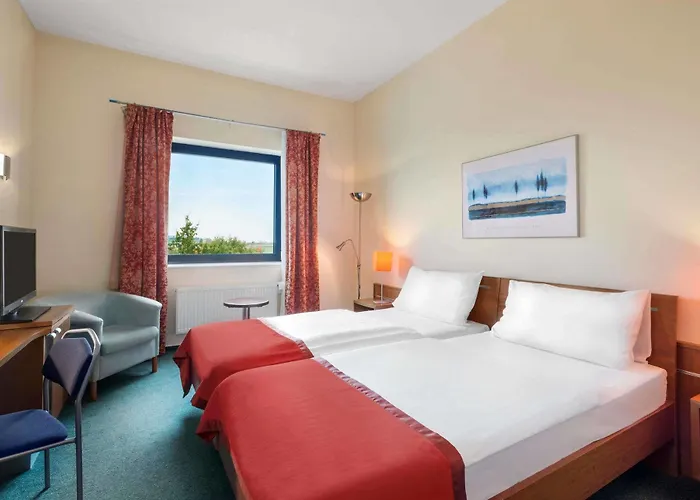 Szálloda Ramada Airport 4*